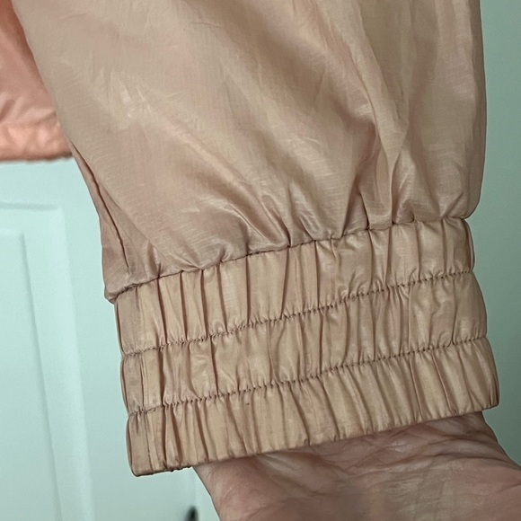 KITH Powell 1/4 Zip Windbreaker Pnk, Ronnie Fieg Unveils KITH's "Volcano 2.0" S - Picture 8 of 15